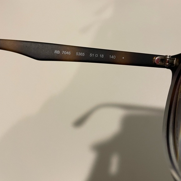 RayBan Eyeglass Frames RB 7046 5365 / 51-18-140 EXCELLENT CONDITION / WITH CASE - Picture 12 of 12